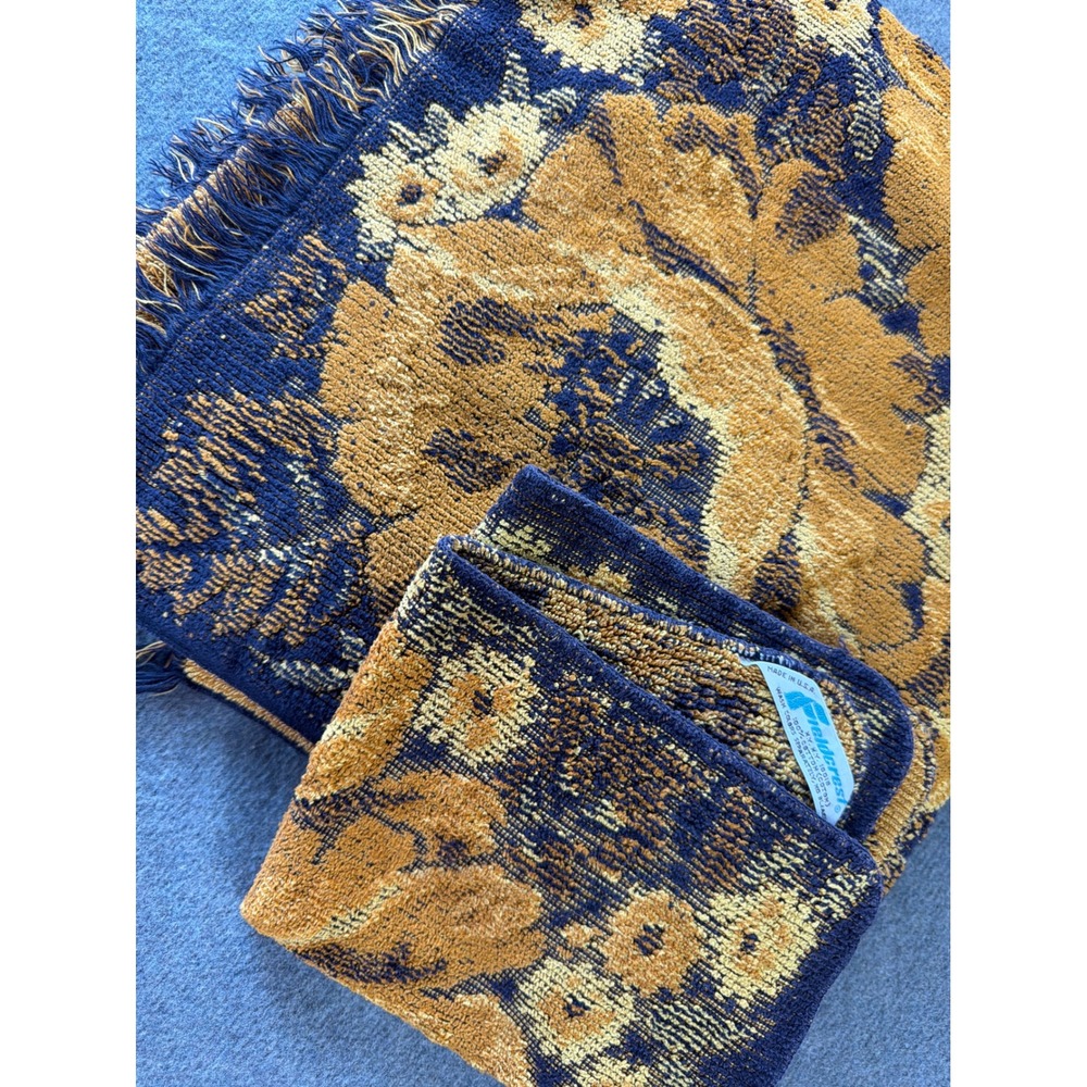 Fieldcrest Towel Set Navy & Gold Poppies MCM Sculpted Hand Towel Frayed Ends